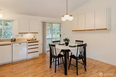 735 NW Firglade Drive, Bremerton, WA 98311 - Photo 10