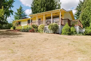 735 NW Firglade Dr, Bremerton, WA 98311 - Photo 2