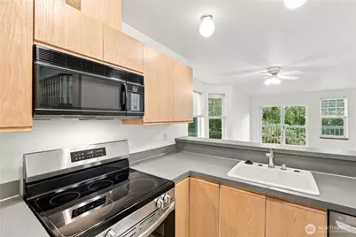 7202 NE 171st Lane, Kenmore, WA 98028 - Photo 6
