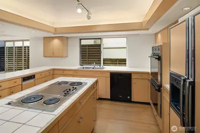 2222 Waverly Way E, Seattle, WA 98112 - Photo 20