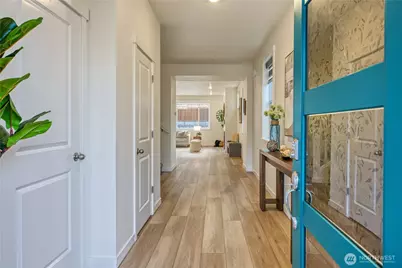 5021 87th Drive NE, Marysville, WA 98270 - Photo 2