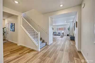 5021 87th Drive NE, Marysville, WA 98270 - Photo 4