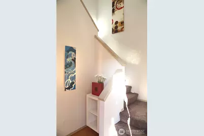 154 18th Avenue, Seattle, WA 98122 - Photo 10