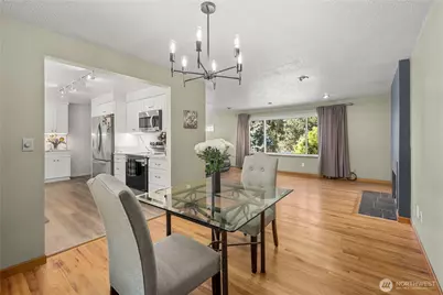 1216 Dayton Ave NE, Renton, WA 98056 - Photo 10