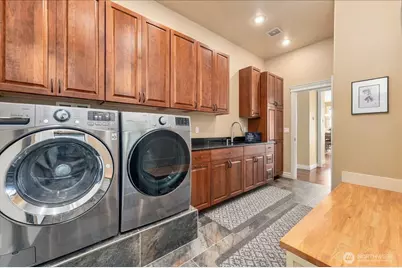 905 Golden Crest Drive, Wenatchee, WA 98801 - Photo 32