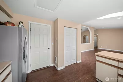7015 Tolmie Drive NE, Olympia, WA 98516 - Photo 16