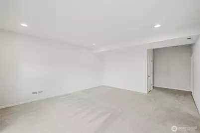 20124 S Danvers Road, Lynnwood, WA 98036 - Photo 28