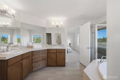 20124 S Danvers Road, Lynnwood, WA 98036 - Photo 18