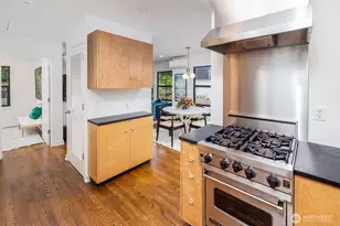 12054 20th Ave NE, Seattle, WA 98125 - Photo 14