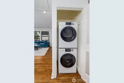 12054 20th Avenue NE, Seattle, WA 98125 - Photo 18