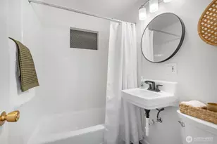 7318 54th Ave NE, Seattle, WA 98115 - Photo 28