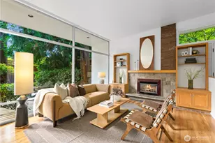 8504 43rd Ave NE, Seattle, WA 98115 - Photo 2