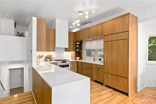 8504 43rd Ave NE, Seattle, WA 98115 - Photo 8