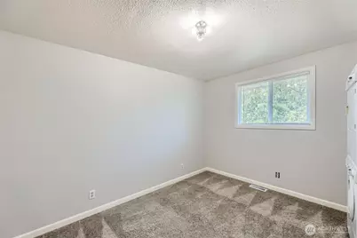9253 3rd Avenue NW, Seattle, WA 98133 - Photo 8