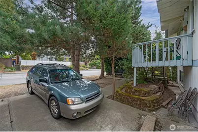 9253 3rd Avenue NW, Seattle, WA 98133 - Photo 12