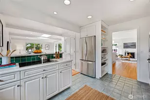 4123 55th Ave SW, Seattle, WA 98116 - Photo 6