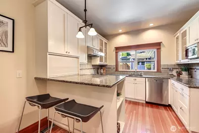 1625 3rd Avenue W, Seattle, WA 98119 - Photo 14
