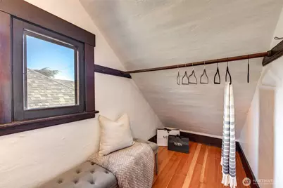 1625 3rd Avenue W, Seattle, WA 98119 - Photo 22