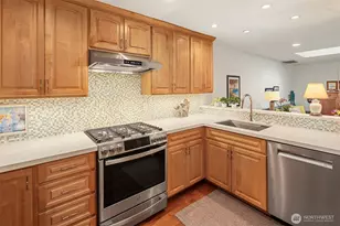 151 141st Pl NE, Bellevue, WA 98007 - Photo 12