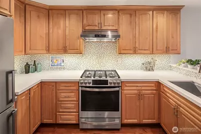 151 141st Place NE #110L, Bellevue, WA 98007 - Photo 14