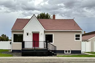 210 W 4th Ave, Odessa, WA 99159 - Photo 1