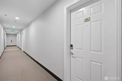 7912 170th Avenue NE #204, Redmond, WA 98052 - Photo 24