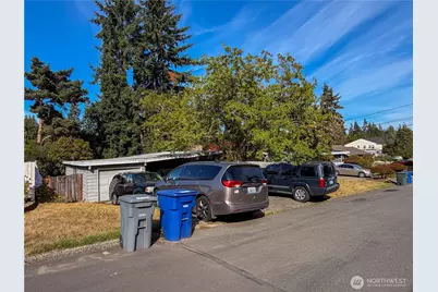 16042 SE 10th Street, Bellevue, WA 98008 - Photo 10