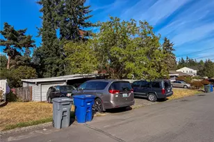 16042 SE 10th St, Bellevue, WA 98008 - Photo 10