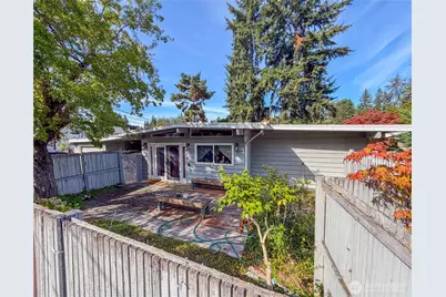 16042 SE 10th Street, Bellevue, WA 98008 - Photo 1
