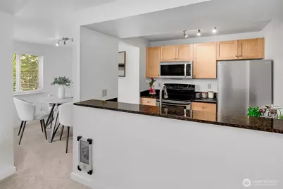 6700 NE 182nd Street #B202, Kenmore, WA 98028 - Photo 6