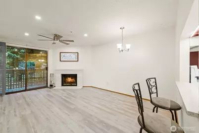 3322 I Street NE #E203, Auburn, WA 98002 - Photo 8