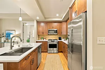 11801 Harbour Pointe Boulevard #204, Mukilteo, WA 98275 - Photo 8