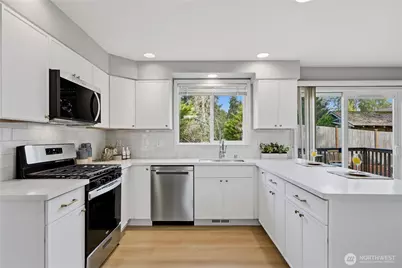 7830 NE 148th Street, Kenmore, WA 98028 - Photo 8