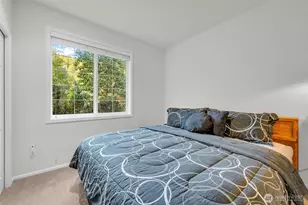 14222 SE 90th St, Newcastle, WA 98059 - Photo 26