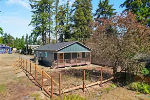 1261 18th St, Port Townsend, WA 98368 - Photo 4