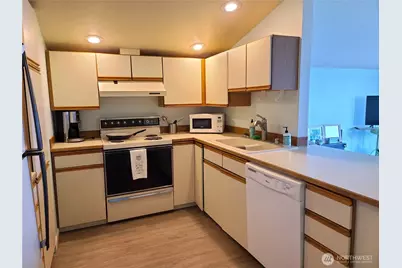 214 Driftwood Shores, Camano Island, WA 98282 - Photo 16