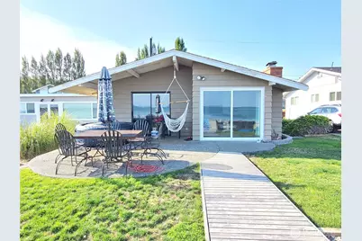 214 Driftwood Shores, Camano Island, WA 98282 - Photo 2
