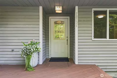 18724 80th Avenue NE, Kenmore, WA 98028 - Photo 2