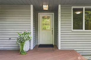 18724 80th Ave NE, Kenmore, WA 98028 - Photo 2
