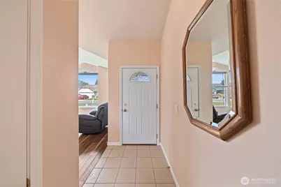 7800 Olmstead Court, Yakima, WA 98903 - Photo 2