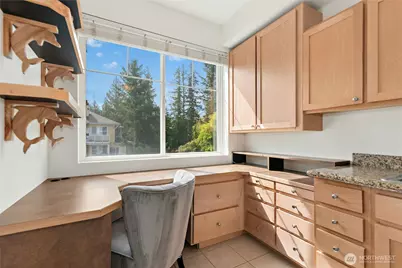 517 225th Lane NE #E202, Sammamish, WA 98074 - Photo 16
