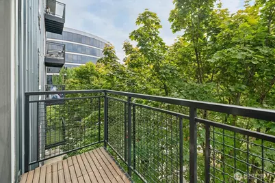 3104 Western Avenue #420, Seattle, WA 98121 - Photo 14