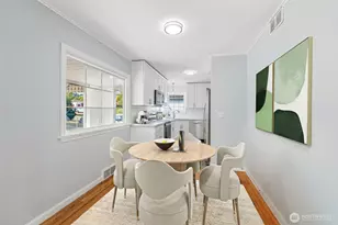 1048 S 100th St, Seattle, WA 98168 - Photo 10