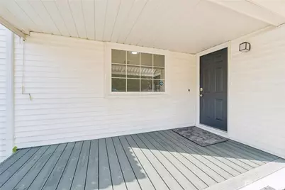 1048 S 100th Street, Seattle, WA 98168 - Photo 6