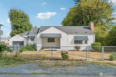 1048 S 100th Street, Seattle, WA 98168 - Photo 1