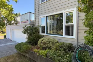 406 N 6th St, Tacoma, WA 98403 - Photo 16