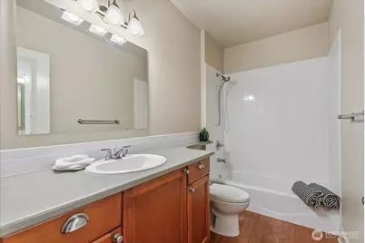 5016 California Avenue SW #302, Seattle, WA 98136 - Photo 12