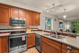 5016 California Ave SW, Seattle, WA 98136 - Photo 4