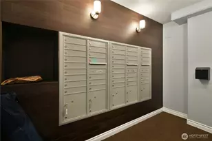 700 N 160th St, Shoreline, WA 98133 - Photo 20