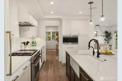 23 Prospect Street, Seattle, WA 98109 - Photo 8